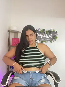 Snapshot of isabella_aristi03 chatting on March 1, 2026, 12:45 am isabella aristi03 online show from March 1, 2026, 12:45 am