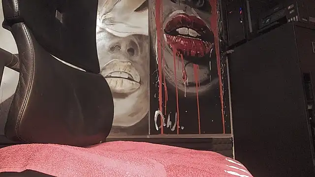 dani4334 online show from October 30, 2025, 10:21 pm