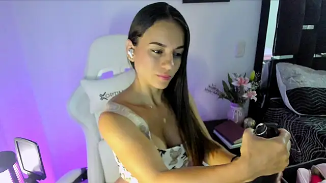 Sara lopez 28 online show from March 21, 2026, 11:04 am