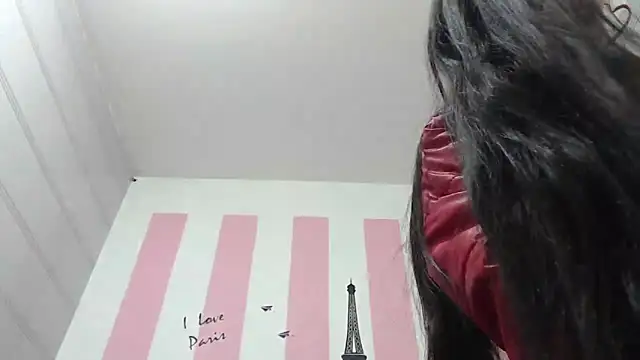 sara caplerx online show from September 17, 2025, 12:18 pm