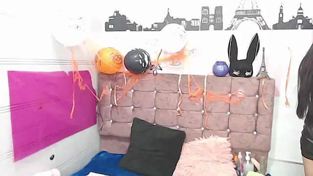 sara caplerx online show from October 18, 2025, 10:05 am