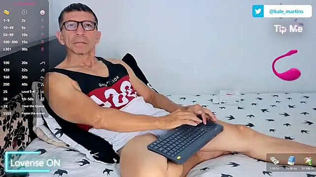 KALE 19 online show from May 12, 2026, 1:25 am