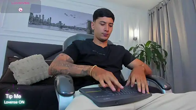 Damian23   online show from November 6, 2025, 10:16 am