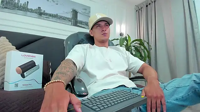 Damian23   online show from November 12, 2025, 11:32 am