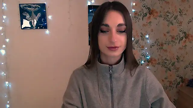 Asia N  online show from December 3, 2025, 6:32 am