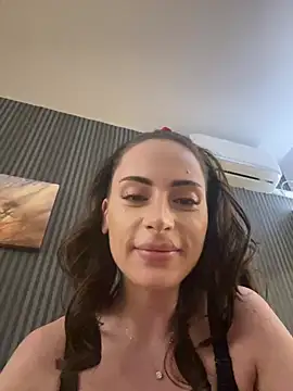 Snapshot of NattyPierce chatting on December 20, 2024, 7:50 pm NattyPierce online show from December 20, 2024, 7:50 pm