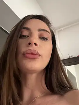 Snapshot of NattyPierce chatting on February 25, 2025, 4:42 pm NattyPierce online show from February 25, 2025, 4:42 pm