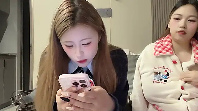 MM YY SS online show from November 20, 2025, 9:31 am