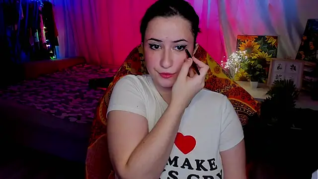 Snapshot of annallurings chatting on February 8, 2026, 2:04 am annallurings online show from February 8, 2026, 2:04 am