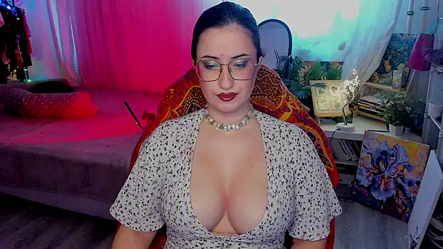 Snapshot of annallurings chatting on February 25, 2026, 2:54 am annallurings online show from February 25, 2026, 2:54 am