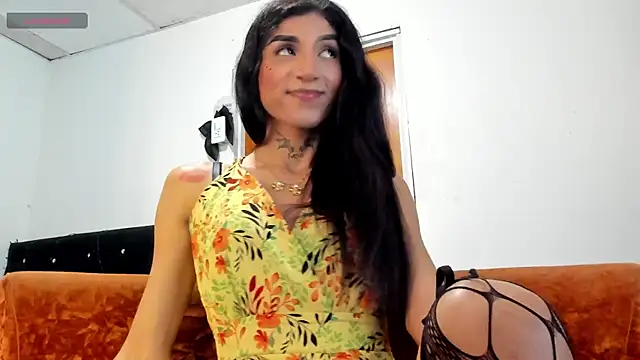 Snapshot of chloe_evanx_ chatting on December 3, 2024, 7:22 pm chloe evanx online show from December 3, 2024, 7:22 pm