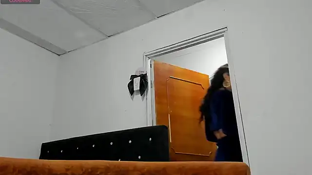 Snapshot of chloe_evanx_ chatting on December 21, 2024, 12:59 pm chloe evanx online show from December 21, 2024, 12:59 pm