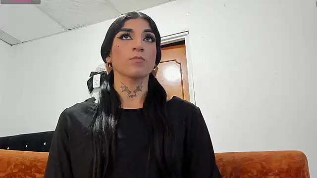 Snapshot of chloe_evanx_ chatting on December 30, 2024, 7:11 pm chloe evanx online show from December 30, 2024, 7:11 pm