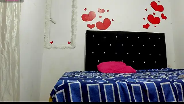 Snapshot of chloe_evanx_ chatting on March 5, 2025, 7:06 pm chloe evanx online show from March 5, 2025, 7:06 pm