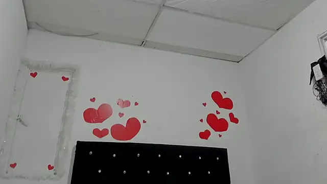 Snapshot of chloe_evanx_ chatting on March 22, 2025, 7:09 pm chloe evanx online show from March 22, 2025, 7:09 pm