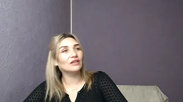  sexy lady online show from February 4, 2025, 3:15 pm