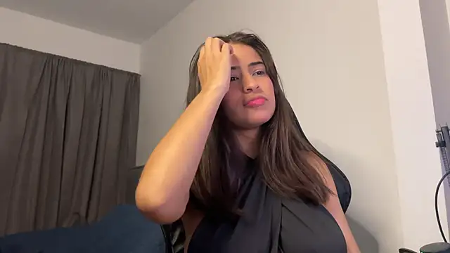 dereckbrownn online show from December 5, 2024, 1:58 am