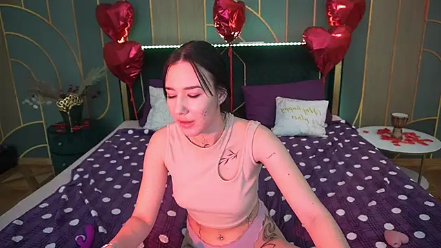 Snapshot of NikkiGoldSide chatting on March 2, 2025, 7:56 pm NikkiGoldSide online show from March 2, 2025, 7:56 pm
