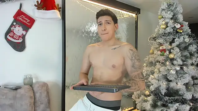 Snapshot of emmanuel_scor chatting on December 5, 2025, 12:41 am emmanuel scor online show from December 5, 2025, 12:41 am