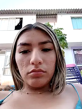 GIRL DONCELLA online show from December 18, 2024, 10:35 pm