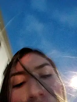 GIRL DONCELLA online show from February 24, 2025, 10:14 pm