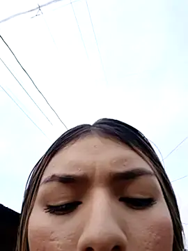 GIRL DONCELLA online show from March 2, 2025, 10:05 pm