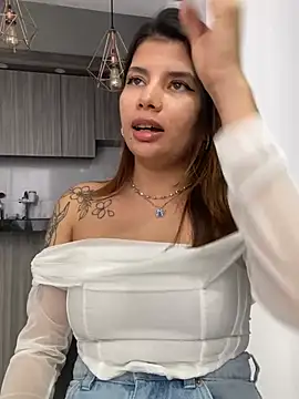 adop me   online show from March 17, 2025, 10:06 pm