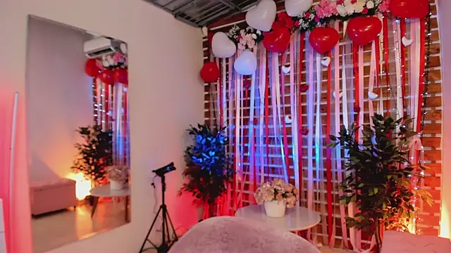 Snapshot of Sapphire_Venuss chatting on February 12, 2026, 1:22 am Sapphire Venuss online show from February 12, 2026, 1:22 am