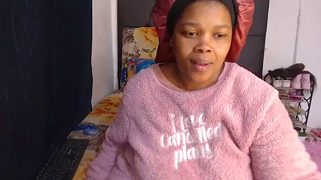 Snapshot of BigbootyNickyx chatting on November 6, 2025, 6:53 pm BigbootyNickyx online show from November 6, 2025, 6:53 pm