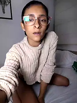 Snapshot of thedianakaro chatting on January 7, 2025, 3:14 am thedianakaro online show from January 7, 2025, 3:14 am