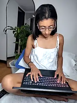 Snapshot of thedianakaro chatting on January 23, 2025, 3:58 am thedianakaro online show from January 23, 2025, 3:58 am