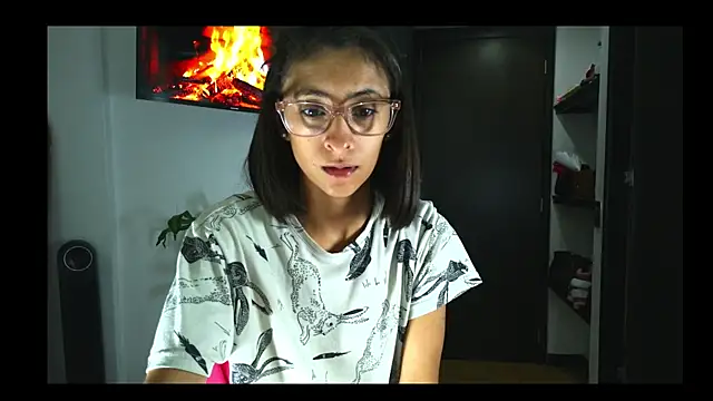 Snapshot of thedianakaro chatting on March 10, 2025, 2:50 am thedianakaro online show from March 10, 2025, 2:50 am