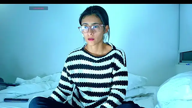 Snapshot of thedianakaro chatting on October 11, 2025, 4:44 am thedianakaro online show from October 11, 2025, 4:44 am