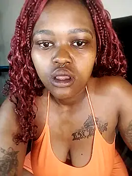 Snapshot of ThickPearlx23 chatting on January 15, 2026, 5:56 am ThickPearlx23 online show from January 15, 2026, 5:56 am