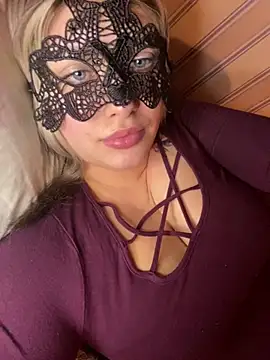 Snapshot of 69Laura696 chatting on March 2, 2025, 4:53 pm 69Laura696 online show from March 2, 2025, 4:53 pm