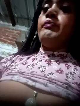 Snapshot of yovana13 chatting on October 26, 2025, 9:15 am yovana13 online show from October 26, 2025, 9:15 am