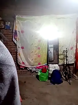 Snapshot of yovana13 chatting on November 17, 2025, 3:01 am yovana13 online show from November 17, 2025, 3:01 am