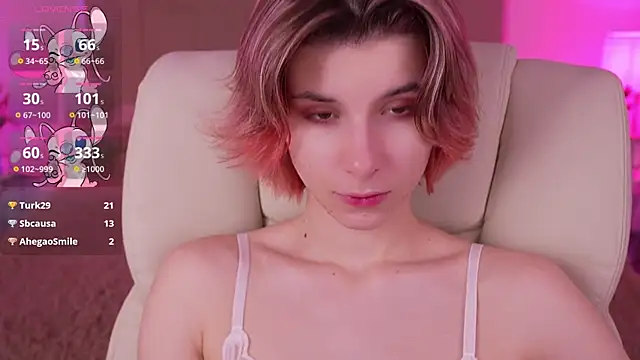 Snapshot of HaylaAmber chatting on January 19, 2025, 5:05 am HaylaAmber online show from January 19, 2025, 5:05 am