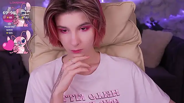 Snapshot of HaylaAmber chatting on January 19, 2025, 7:58 pm HaylaAmber online show from January 19, 2025, 7:58 pm