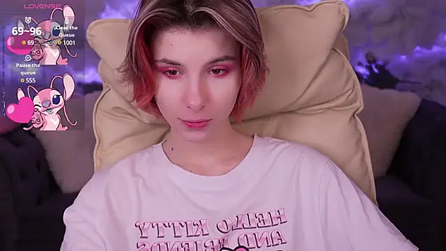 Snapshot of HaylaAmber chatting on January 20, 2025, 4:21 am HaylaAmber online show from January 20, 2025, 4:21 am