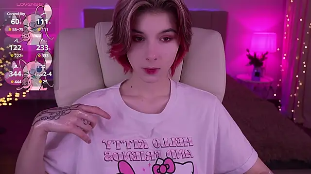 Snapshot of HaylaAmber chatting on February 7, 2025, 6:56 am HaylaAmber online show from February 7, 2025, 6:56 am