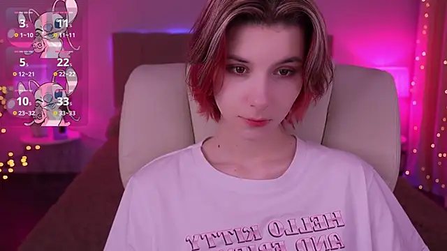 Snapshot of HaylaAmber chatting on February 10, 2025, 10:09 am HaylaAmber online show from February 10, 2025, 10:09 am