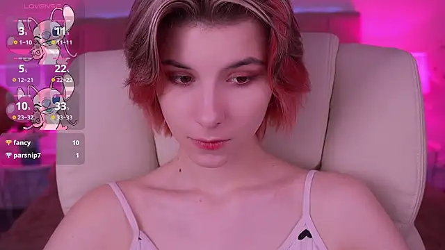 Snapshot of HaylaAmber chatting on February 17, 2025, 10:07 am HaylaAmber online show from February 17, 2025, 10:07 am