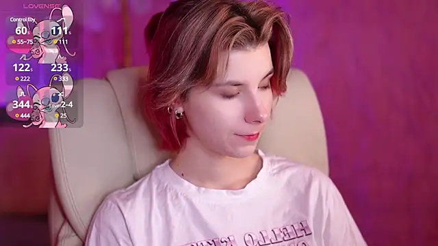 Snapshot of HaylaAmber chatting on February 23, 2025, 8:55 pm HaylaAmber online show from February 23, 2025, 8:55 pm