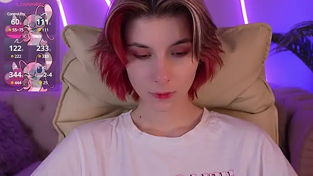 Snapshot of HaylaAmber chatting on February 25, 2025, 2:14 am HaylaAmber online show from February 25, 2025, 2:14 am