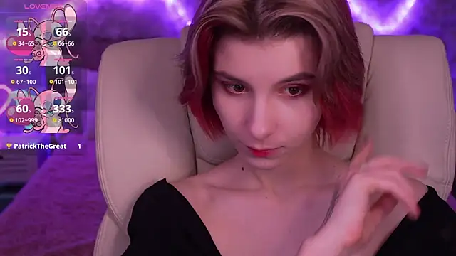 Snapshot of HaylaAmber chatting on February 26, 2025, 10:15 am HaylaAmber online show from February 26, 2025, 10:15 am