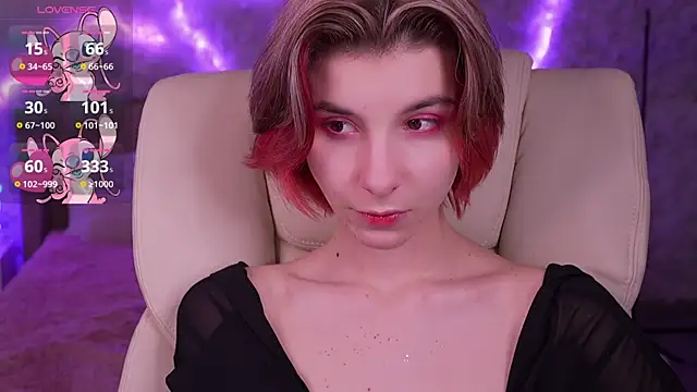 Snapshot of HaylaAmber chatting on March 2, 2025, 11:09 pm HaylaAmber online show from March 2, 2025, 11:09 pm