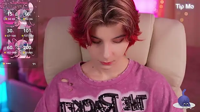 Snapshot of HaylaAmber chatting on March 15, 2025, 6:58 am HaylaAmber online show from March 15, 2025, 6:58 am