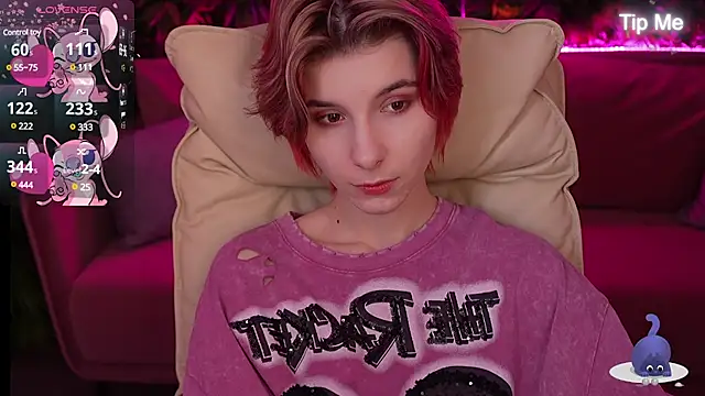 Snapshot of HaylaAmber chatting on March 19, 2025, 8:00 pm HaylaAmber online show from March 19, 2025, 8:00 pm