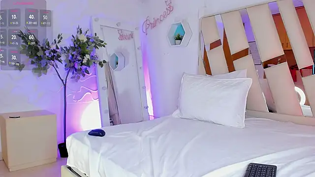 Snapshot of EthanCollens chatting on February 17, 2026, 11:00 pm EthanCollens online show from February 17, 2026, 11:00 pm